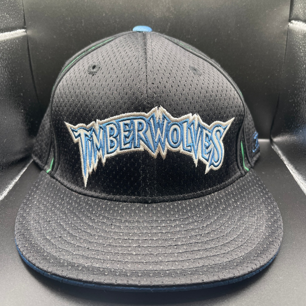 Men's Retro Reebok Minnisota Timberwolves Hat Size 7 3/4